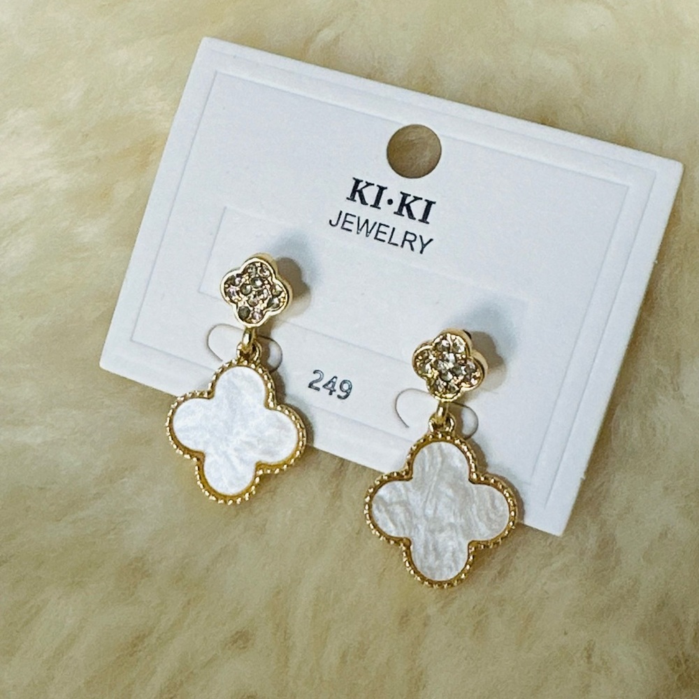 Clover Leaves Earrings White Women Earring Fashion Jewelry